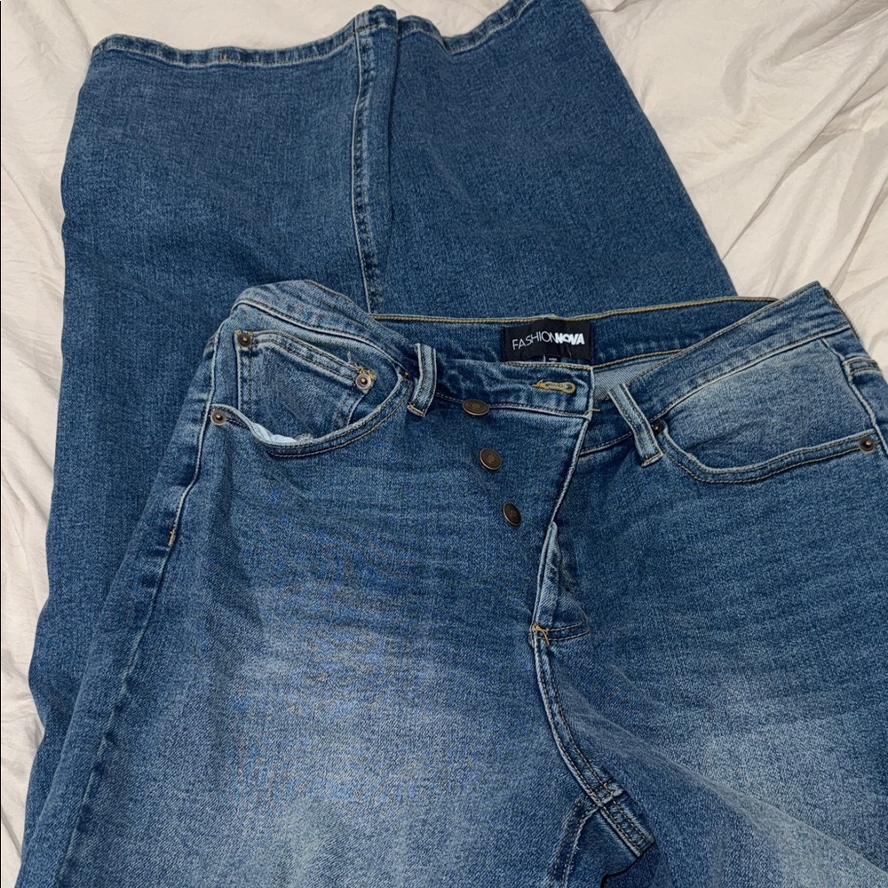 Fashion Nova Women's Relaxed Blue Jeans